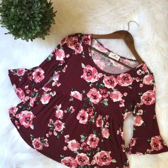 Threads Studio Tops - NEW Floral 3/4 Bell Sleeve Empire Waist Blouse